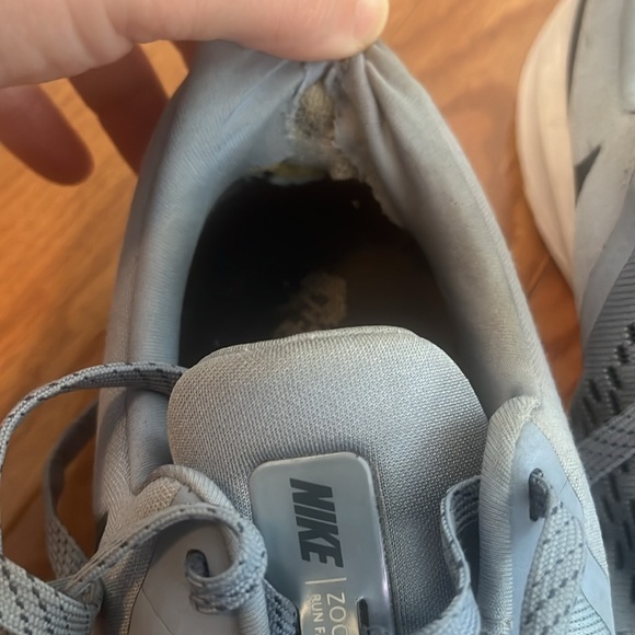 Used Nike Womens Blue Zoom Running Shoes Size 10 - Picture 3 of 6